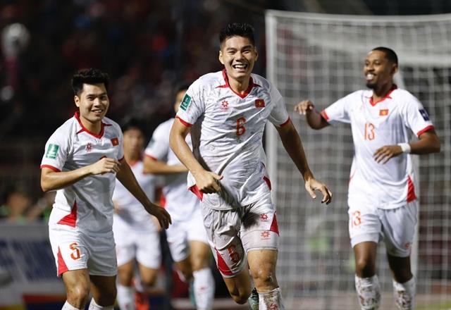 Coach urges sharper finishing as Việt Nam beat Nepal