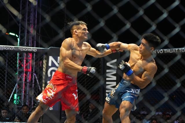 Việt Nams fight for gold begins with MMA debut