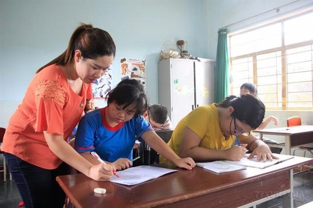 France concert raises funds for Vietnamese Agent Orange victims

