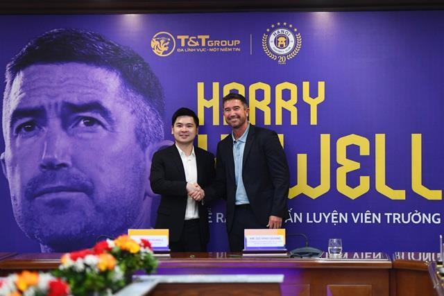 Kewell promises to help Hà Nội better before big success