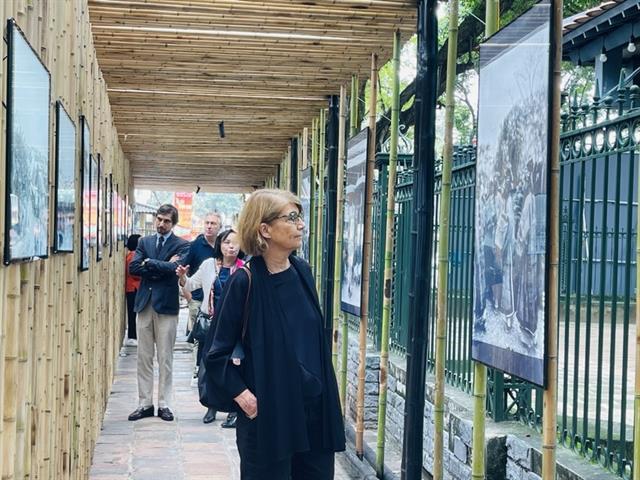 Temple of Literature exhibition showcases images of Việt Nams late 19th-century imperial examinations