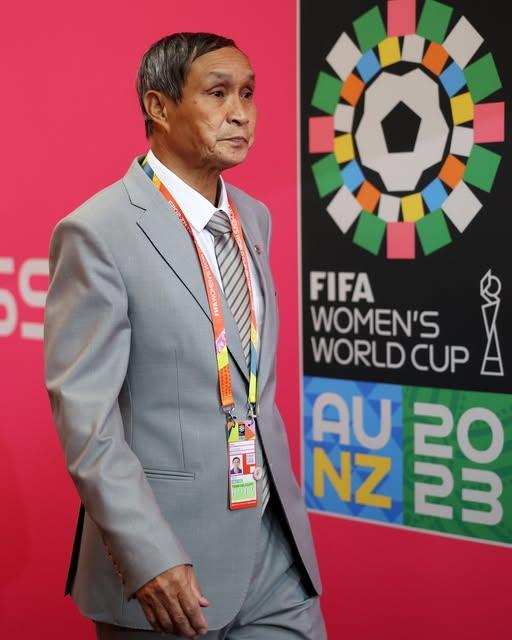 Coach Chung honoured as national Hero of Labour