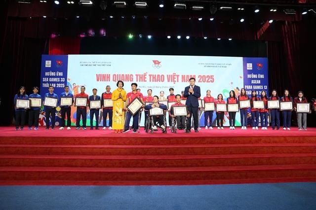 Athletes, coaches honoured, people encouraged to run for health at Sport Glory Day

