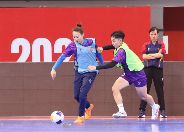 Việt Nam looking for first win against Hong Kong for smooth ride in Asian Cup