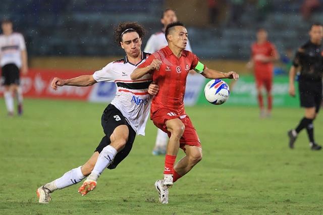 Việt Nam All Stars beat Manchester Reds 3-2 in second friendly