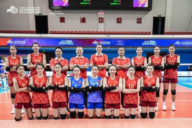 Việt Nam reach semi-finals of Shanghai Future Stars volleyball tournament