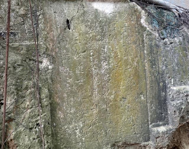 Ninh Bình seeks global recognition for cliff-based Hán-Nôm inscriptions