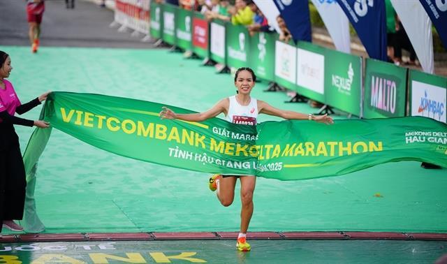 Kiptoo, Hoa dominate Cần Thơs Vietcombank Mekong Delta Marathon

