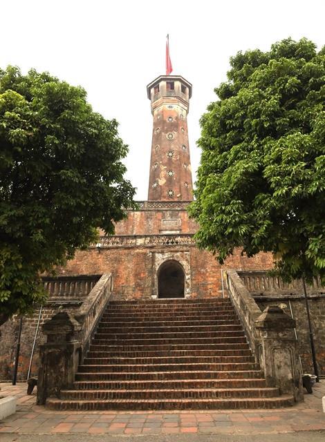 Historic bunkers at Thăng Long Imperial Citadel open to public