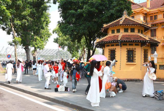 Hà Nội transforms into photogenic haven
