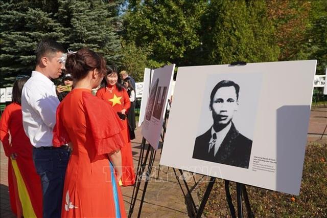 Exhibition honours President Hồ Chí Minh as founder of Việt Nam–Russia friendship